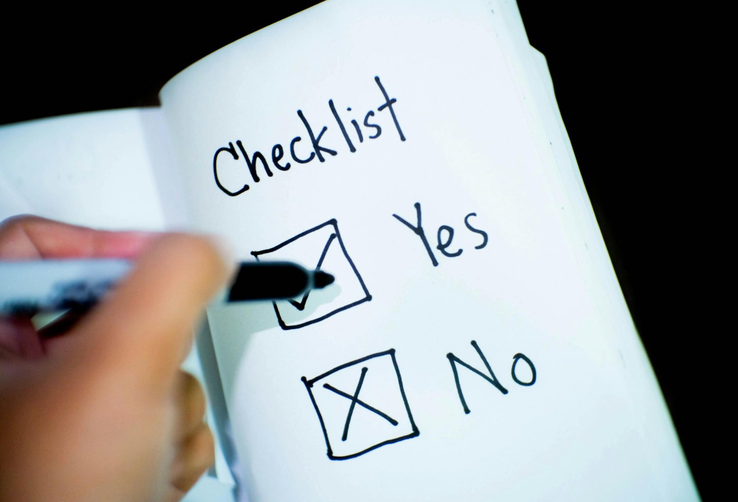 What to Look For in a Used Commercial Van - A Buyer’s Checklist