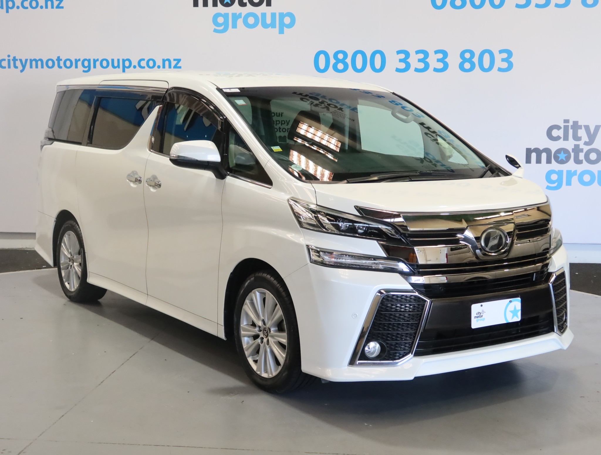 2016 Toyota Vellfire