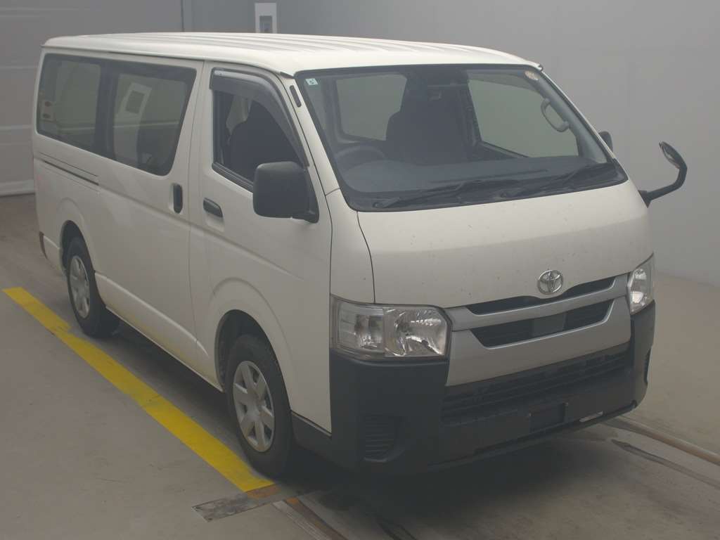 2022 Toyota HiAce