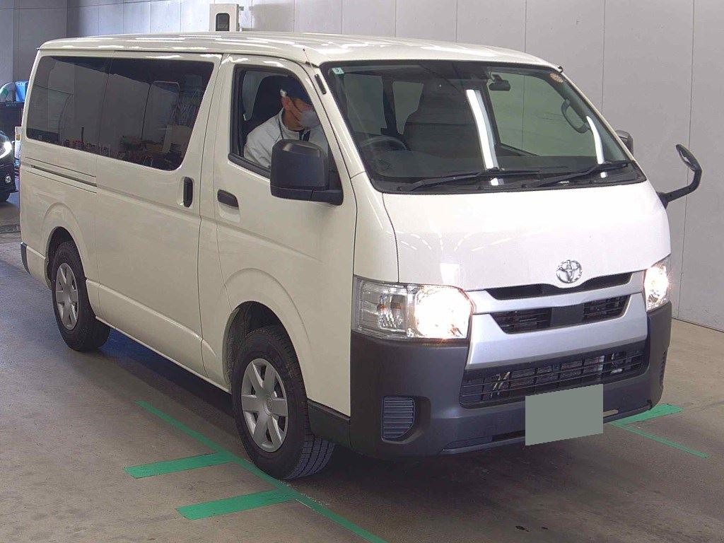 2022 Toyota HiAce