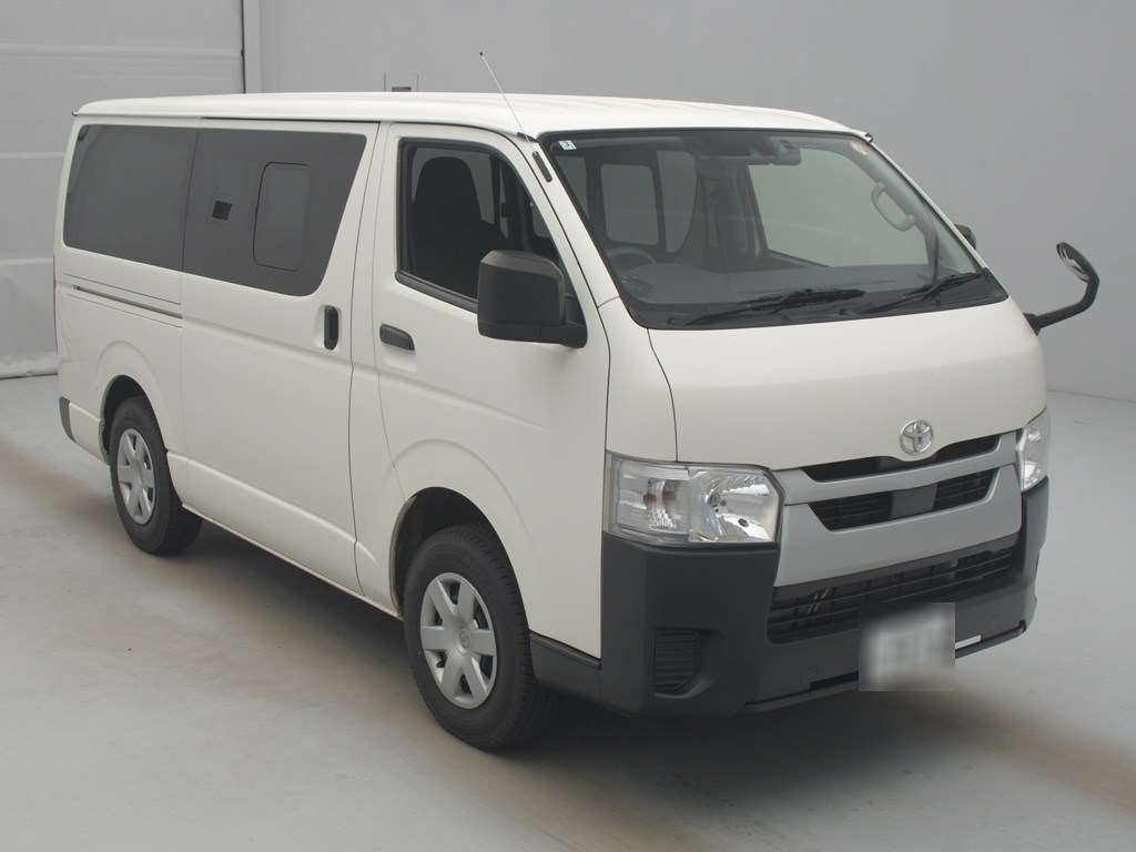 2022 Toyota HiAce